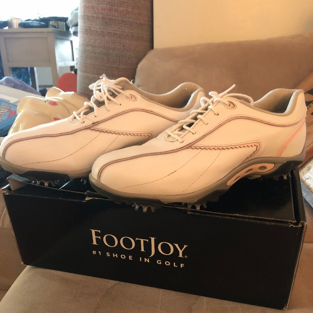 Women's Golf Shoes - EXCELLENT CONDITION!